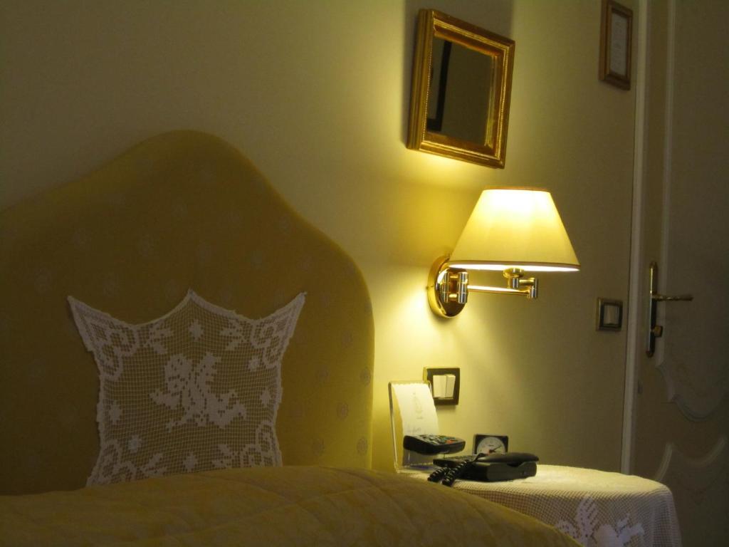 Hotel Villa Castellani Mogliano ห้อง รูปภาพ
