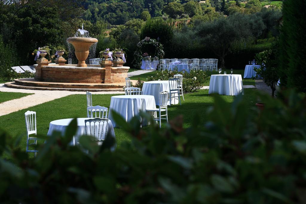 Hotel Villa Castellani Mogliano ภายนอก รูปภาพ